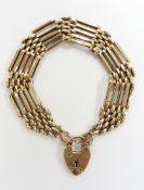 A 9ct gold gate bracelet with 9ct gold heart padlock clasp, 16.6g