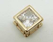 A 14ct gold pendant set with cubic zirconia