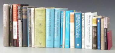 [Pottery & Porcelain] Collection of reference books on Doulton, Spode, Moorcroft, Worcester, Poole
