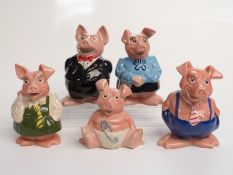 Set of five Wade Nat West pigs