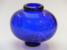 Archimedes Seguso for Murano, dark blue crackle glass vase, 20.5cm tall.