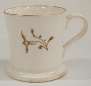 19thC Swansea porcelain coffee can decorated with gilded flowers, H5.5cm