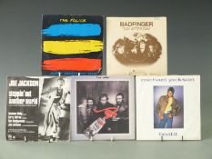 Approximately 600 singles mostly 1960s and 1970s