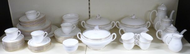 Royal Worcester dinner tea and oven ware including tureens in Contessa pattern, eight place