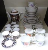 Villeroy & Boch dinner and tea ware in 'Intarsia' and 'Amapola' patterns, approximately 46 pieces