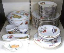 Royal Worcester Evesham dinner and tea ware including 11 dinner plates, 12 tea plates, large