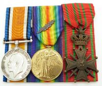 British Army WWI medals comprising War Medal and Victory Medal named to 200450 Warrant Officer A E