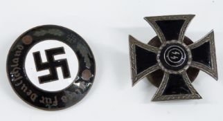 WWII German Nazi Third Reich enamel screw back badge with 'Alles Fur Deutschland' logo together with