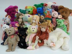A large quantity of TY Beanie Babies bear