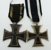WWI two German Iron Crosses