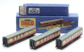 Five Hornby Dublo 00 gauge model railway coaches including TPO Mail Van Set etc., two in original