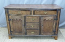 19th century oak dresser base/sideboard with five drawers. W136 x D55 x H86cm