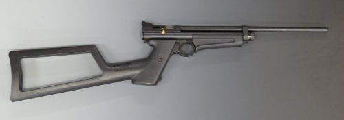 Crossman 2250B .22 air pistol/ rifle with skeleton stock, serial number 117501865.