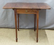 19th century mahogany Pembroke table, W79 x D95 x H70cm