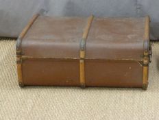 Ash-bound steamer trunk. W75 x D52 x H30cm