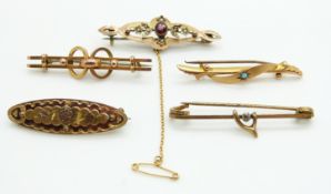 Three 9ct gold Edwardian brooches one set with turquoise, one garnet and seed pearls (5.7g) and