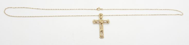 A 9ct gold cross pendant and chain,  2.7g