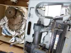 Nail gun and a quantity of cutters