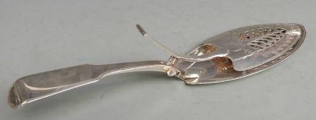 Georgian hallmarked silver hinged fish server London 1802 maker Samuel James, length 28.5cm,