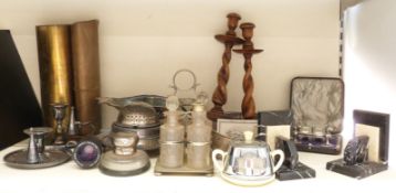 Cased plated napkin ring and knife rest set, food warmer, baskets, chamber sticks, Art Deco marble