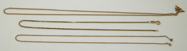 Three gold chains, one box link, 3.5g, 16cm drop, 3.7g, 25cm drop and 1.7g, 18cm drop.