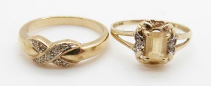Two 9ct gold rings, one set with diamonds in a cross, 3.1g