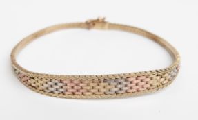 A 9ct tri-coloured bracelet, 8g