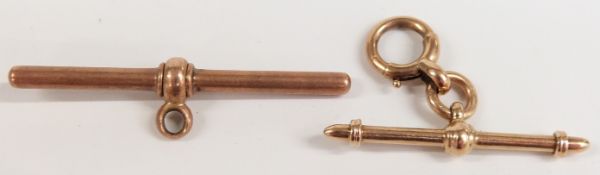 Two 9ct gold T bars, 5.8g