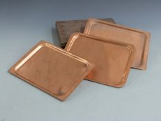 Retro set of copper trays in a box, width 31cm