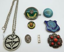 Two badges set with enamel and a fox's head reading 'Do your best' by Collins, ceramic brooch, 9ct