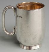 Edward VII hallmarked silver tankard, Sheffield 1902 maker Atkins Brothers, height 8cm weight 103g