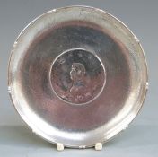Chinese white metal coin inset pin tray with maker's mark H.C, diameter 9.5cm, weight 68g