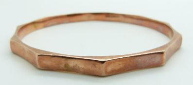 Art Deco 9ct rose gold flapper bangle, Birmingham 1925, 8.3g, 7cm diameter
