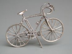 Italian white metal novelty miniature bicycle, with Italian silver marks and stamped 925, length 8cm
