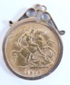 1913 gold half sovereign in 9ct gold pendant mount, 5.1g
