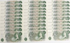 Thirty consecutive 'J Hollom' UK £1 banknotes, all crisp and uncirulated