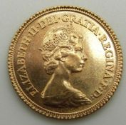 1982 gold half sovereign