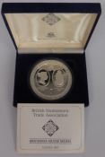 Numismatic Trade Association Britannia Silver medal coin 1987, reverse showing two portraits of