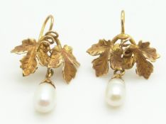A pair of Victorian earrings in the form of ivy leaves with drop pearls, 2.5g