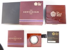 2015 gold full sovereign in Royal Mint deluxe case proof, fifth portrait edition, with certificate