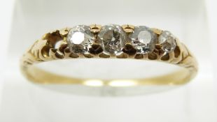 Victorian 18ct gold ring set with four old cut diamonds, 2.8g, size R