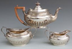 Edward VII hallmarked silver three piece teaset with reeded decoration, Sheffield 1902 maker Martin,