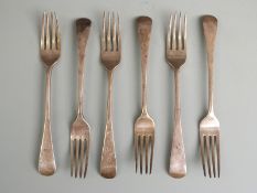 Six Georgian Old English pattern hallmarked silver table forks, three London 1801 maker Alice &