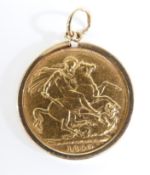 1890 gold full sovereign in 9ct gold pendant mount, 9.2g