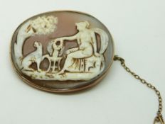Victorian yellow metal brooch set with an unusual cameo, 4.5 x 4cm