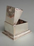 Mappin & Webb George V hallmarked silver desk top cigar cutter, Birmingham 1928, length 7.5cm