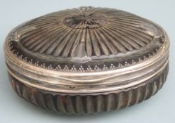 Georgian tortoiseshell silver mounted snuff box with reeded decoration and studwork, width 9.5cm