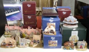 Eighteen boxed Lilliput Lane cottages including Beatrix Potter, and unboxed cottages including