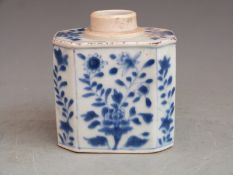 An 18th/19thC Chinese blue and white tea canister H9.5cm