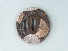 Japanese bronze tsuba, diameter 8cm